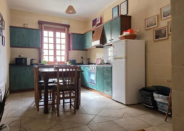 Διαμέρισμα Spacious Quiet 3 Bedroom 3 Bathroom *