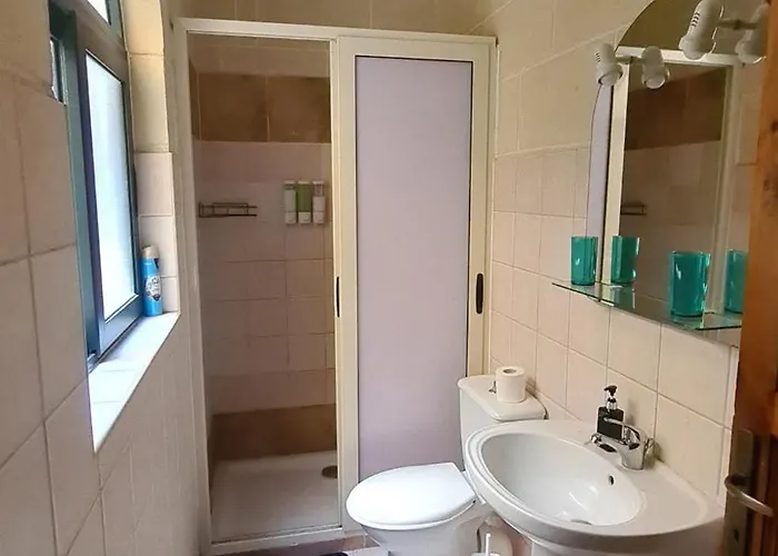 Διαμέρισμα Spacious Quiet 3 Bedroom 3 Bathroom Għajnsielem